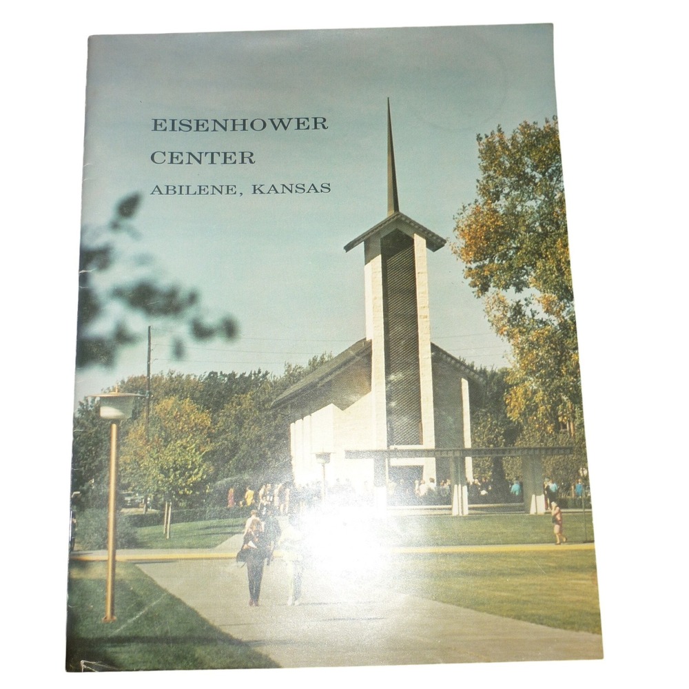 Vintage Eisenhower Center Abilene Kansas Souvenir Booklet Presidential‎ History